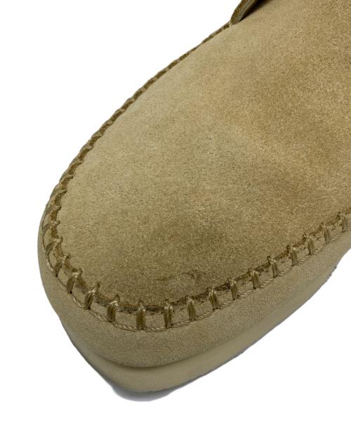 CLARKS（クラークス）CLARKS (クラークス) Weaver Gtx スニーカー ベージュ サイズ:25の古着・服飾アイテム