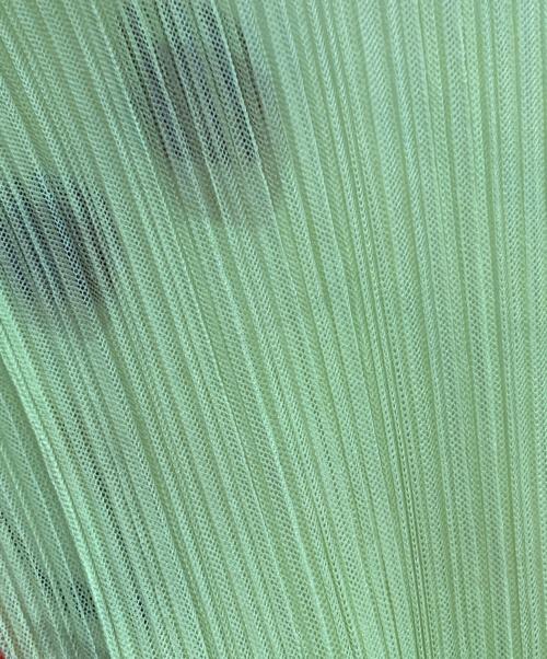 PLEATS PLEASE（プリーツプリーズ）PLEATS PLEASE (プリーツプリーズ) 転写プリーツブラウス イエロー サイズ:4の古着・服飾アイテム