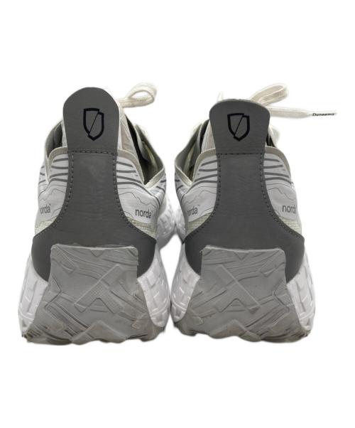 norda（ノルダ）norda (ノルダ) 001 M ホワイト サイズ:28の古着・服飾アイテム