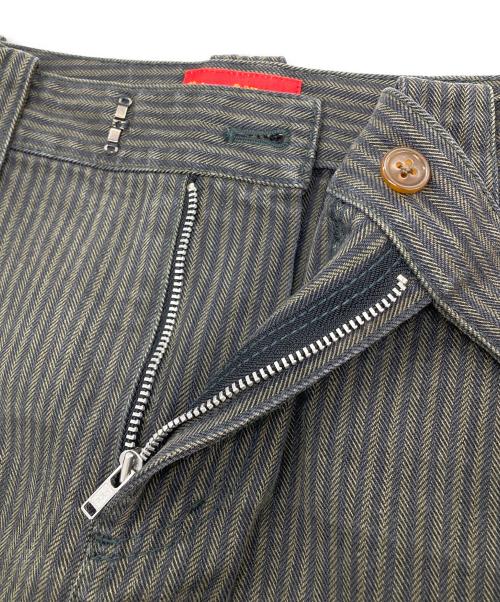 Vivienne Westwood RED LABEL（ヴィヴィアンウエストウッドレッドレーベル）Vivienne Westwood RED LABEL (ヴィヴィアンウエストウッドレッドレーベル) ストライプカーゴスカート グレー サイズ:2の古着・服飾アイテム