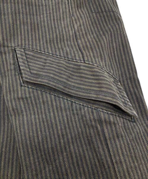 Vivienne Westwood RED LABEL（ヴィヴィアンウエストウッドレッドレーベル）Vivienne Westwood RED LABEL (ヴィヴィアンウエストウッドレッドレーベル) ストライプカーゴスカート グレー サイズ:2の古着・服飾アイテム