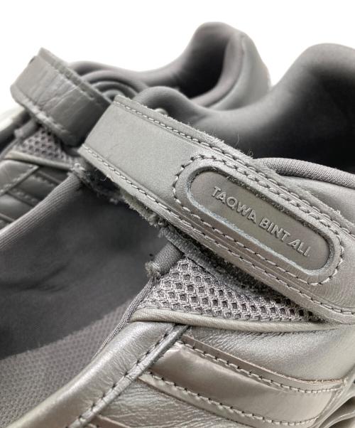 adidas（アディダス）adidas (アディダス) Taqwa Bint Ali MEGARIDE MARY-JANE グレー サイズ:SIZE 26㎝の古着・服飾アイテム