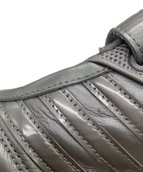 adidas（アディダス）adidas (アディダス) Taqwa Bint Ali MEGARIDE MARY-JANE グレー サイズ:SIZE 26㎝の古着・服飾アイテム