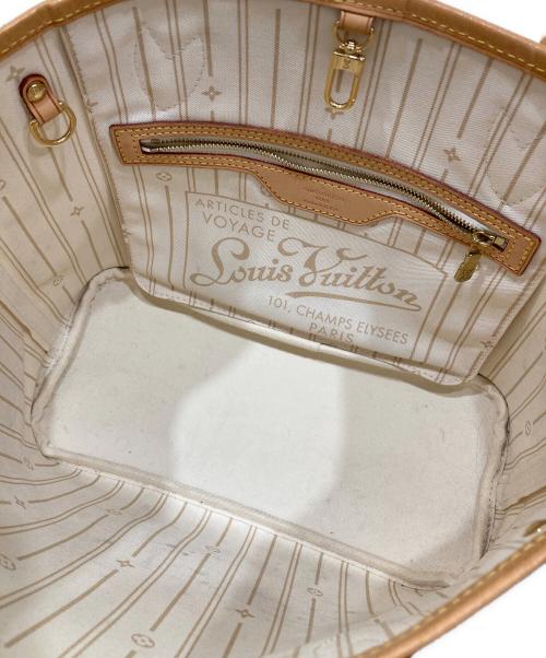 LOUIS VUITTON（ルイ ヴィトン）LOUIS VUITTON (ルイ ヴィトン) ダミエ・アズール　　ネヴァーフルPM ホワイトの古着・服飾アイテム
