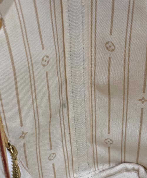 LOUIS VUITTON（ルイ ヴィトン）LOUIS VUITTON (ルイ ヴィトン) ダミエ・アズール　　ネヴァーフルPM ホワイトの古着・服飾アイテム