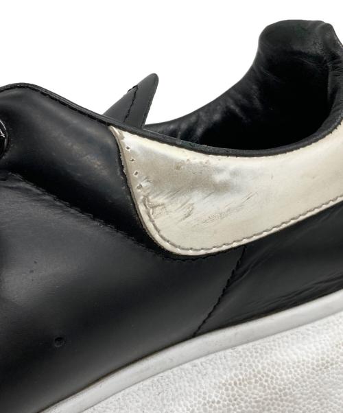 ALEXANDER McQUEEN（アレキサンダーマックイーン）ALEXANDER McQUEEN (アレキサンダーマックイーン) オーバーサイズドスニーカー ブラック サイズ:39の古着・服飾アイテム