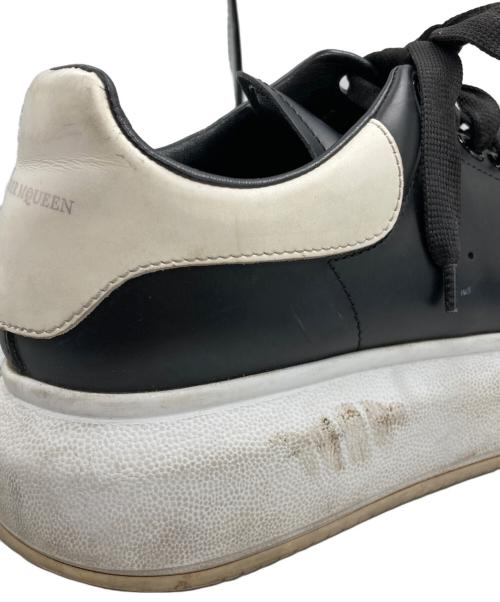 ALEXANDER McQUEEN（アレキサンダーマックイーン）ALEXANDER McQUEEN (アレキサンダーマックイーン) オーバーサイズドスニーカー ブラック サイズ:39の古着・服飾アイテム