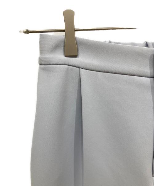 UNITED ARROWS（ユナイテッドアローズ）UNITED ARROWS (ユナイテッドアローズ) SPONGYタックテーパードパンツ ブルー サイズ:36の古着・服飾アイテム