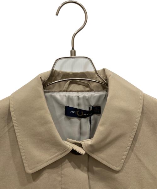 FRED PERRY（フレッドペリー）FRED PERRY (フレッドペリー) オーバーステンカラーコート ベージュ サイズ:34の古着・服飾アイテム