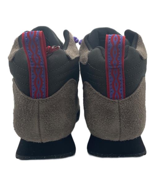 NIKE ACG（ナイキエーシージー）NIKE ACG (ナイキエージーシー) TORRE MID WP ミッドカットスニーカー ブラウン サイズ:27CMの古着・服飾アイテム