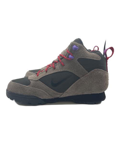 NIKE ACG（ナイキエーシージー）NIKE ACG (ナイキエージーシー) TORRE MID WP ミッドカットスニーカー ブラウン サイズ:27CMの古着・服飾アイテム