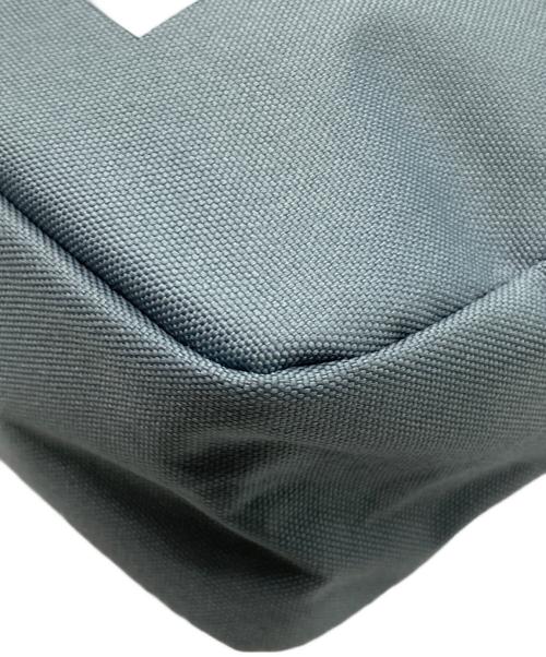 THE NORTH FACE（ザ ノース フェイス）THE NORTH FACE (ザ ノース フェイス) WL LOGO CROSS BAG グレーの古着・服飾アイテム