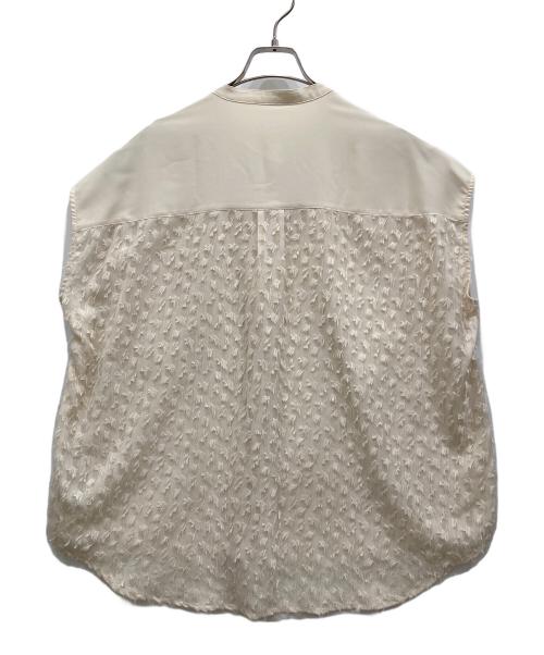 chignon（シニヨン）chignon (シニヨン) カットジャガードブラウス ホワイト サイズ:SIZE Freeの古着・服飾アイテム