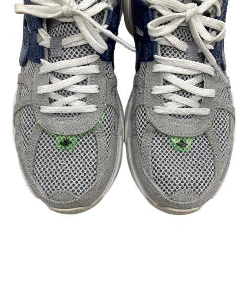 NIKE（ナイキ）NIKE (ナイキ) WMNS V2K RUN UNLOCKED グレー サイズ:SIZE 26.5cmの古着・服飾アイテム