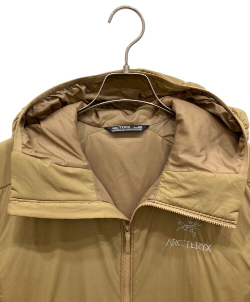 ARC'TERYX（アークテリクス）ARC'TERYX (アークテリクス) Atom Hoody ベージュ サイズ:Sの古着・服飾アイテム