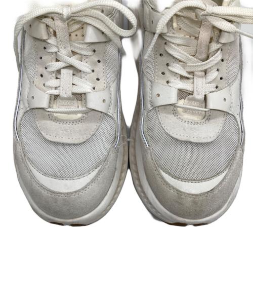 UGG（アグ）UGG (アグ) australia. ホワイト サイズ:SIZE 27cmの古着・服飾アイテム