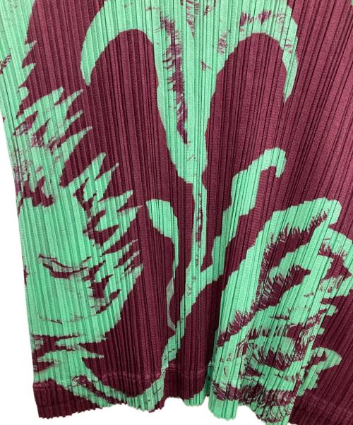 PLEATS PLEASE（プリーツプリーズ）PLEATS PLEASE (プリーツプリーズ) 総柄プリーツカットソー ボルドー×グリーン サイズ:-の古着・服飾アイテム