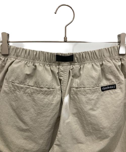 GRAMICCI（グラミチ）GRAMICCI (グラミチ) LOWERCASE (ロウワーケース) NYLON LOOSE SHORT ベージュ サイズ:Ⅿの古着・服飾アイテム
