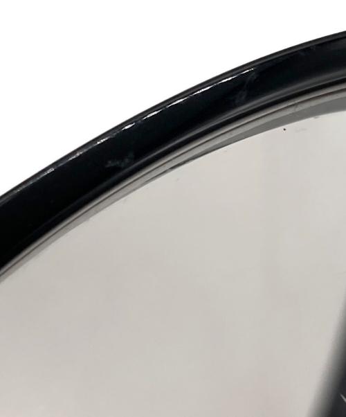 UNCROWD（アンクラウド）UNCROWD (アンクラウド) サングラス ブラック×ゴールドの古着・服飾アイテム