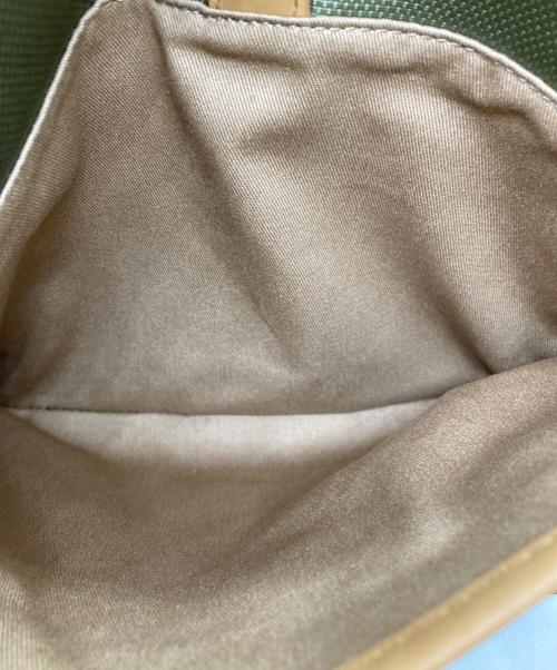 HUNTING WORLD（ハンティングワールド）HUNTING WORLD (ハンティングワールド) AT EASE WATAMU ショルダーバッグ カーキの古着・服飾アイテム