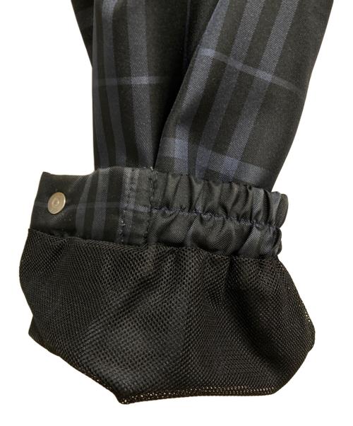 BURBERRY GOLF（バーバリーゴルフ）BURBERRY GOLF (バーバリーゴルフ) ジップアップジャケット ネイビー サイズ:LLの古着・服飾アイテム