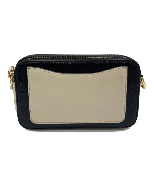 MARC JACOBS（マークジェイコブス）MARC JACOBS (マークジェイコブス) THE SNAPSHOT ベージュの古着・服飾アイテム