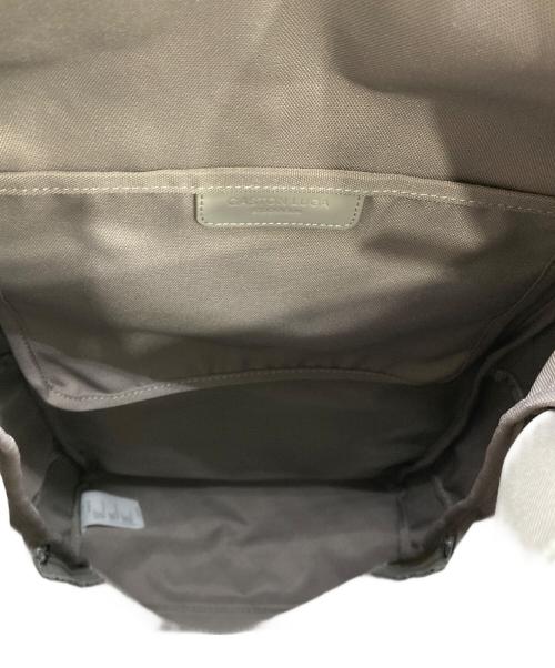 GASTON LUGA（ガストンルーガ）GASTON LUGA (ガストンルーガ) Rullen 13 ルーレン 13 ベージュの古着・服飾アイテム