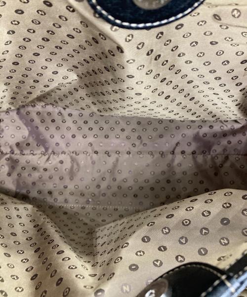 印傳屋（インデンヤ）印傳屋 (インデンヤ) プライデン 刺繍柄 トートバッグ ブラックの古着・服飾アイテム