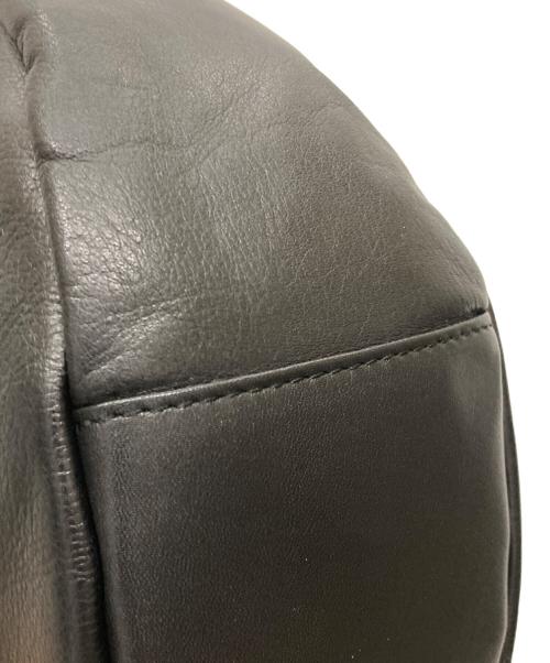 russet（ラシット）russet (ラシット) ソフトレザーラウンドショルダーバッグ ブラックの古着・服飾アイテム