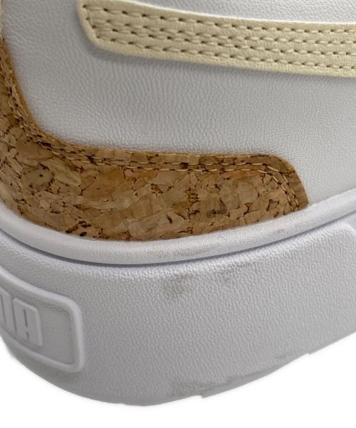 PUMA（プーマ）PUMA (プーマ) カメルン コルク ホワイト×ベージュ サイズ:24の古着・服飾アイテム