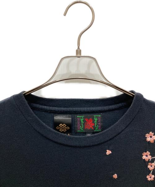 雅結（ミヤビムスビ）雅結 (ミヤビムスビ) EVANGELION (エヴァンゲリオン) 錦 (ニシキ) 半袖Tシャツ ブラック サイズ: XXLの古着・服飾アイテム