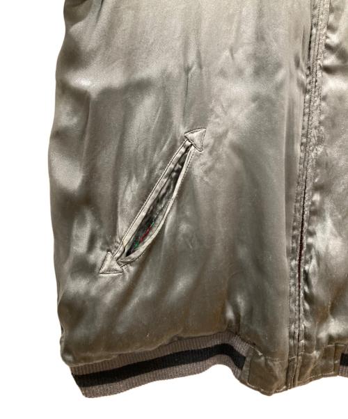 錦（ニシキ）錦 (ニシキ) EVANGELION (エヴァンゲリオン) 雅結 (ミヤビムスビ) リバーシブルジャケット ブラック×グレー サイズ: Lの古着・服飾アイテム