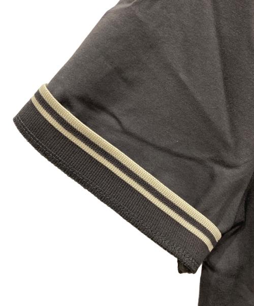 FRED PERRY（フレッドペリー）FRED PERRY (フレッドペリー) Twin Tipped T-Shirt グレー サイズ:SIZE Sの古着・服飾アイテム