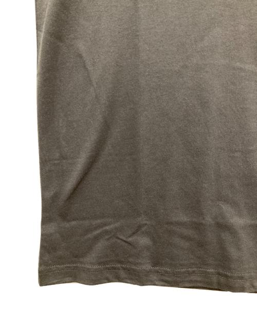 FRED PERRY（フレッドペリー）FRED PERRY (フレッドペリー) Twin Tipped T-Shirt グレー サイズ:SIZE Sの古着・服飾アイテム