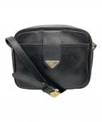 Yves Saint Laurentイヴサンローラン）の古着「三角プレートショルダーバッグ」｜ブラック