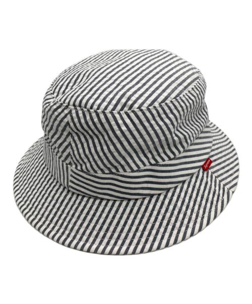 SUPREME（シュプリーム）Supreme (シュプリーム) BROOKS BROTHERS (ブルックスブラザーズ) Seersucker Bucket Hat ホワイト×グレーの古着・服飾アイテム