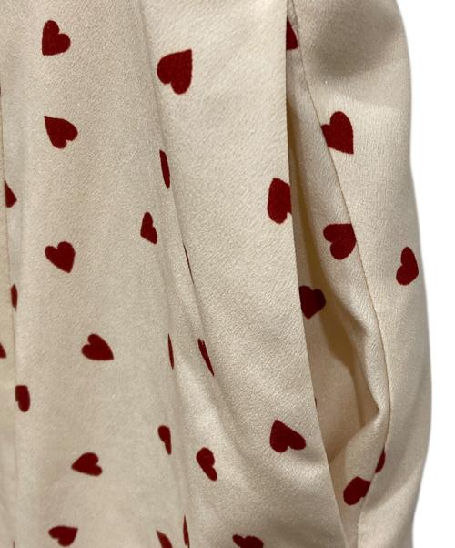 Snidel（スナイデル）Snidel (スナイデル) ハートプリントワンピース ベージュ サイズ:SIZE 2の古着・服飾アイテム