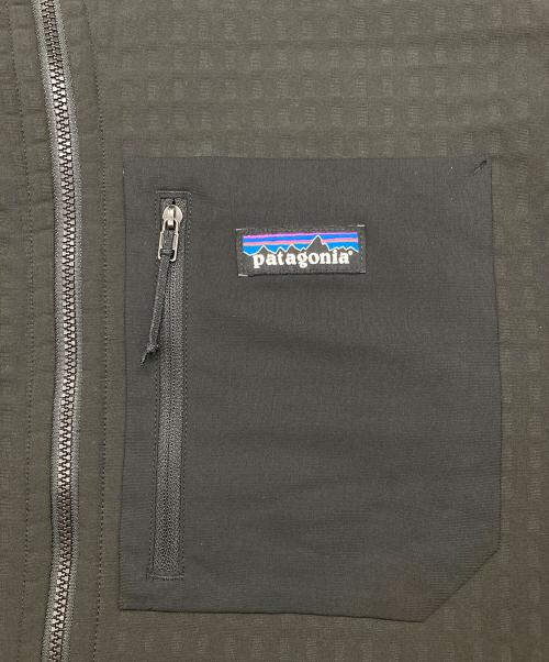 Patagonia（パタゴニア）Patagonia (パタゴニア) R2 TechFace Jacket ブラック サイズ:Sの古着・服飾アイテム