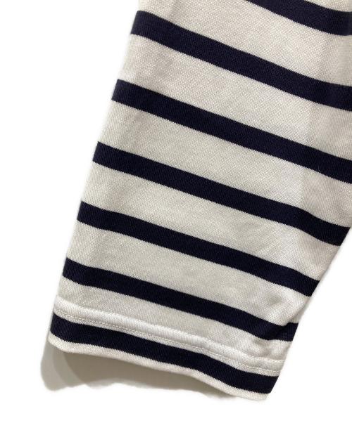 porter des boutons（ポルテデブトン）porter des boutons (ポルテデブトン) フリルカラーバスクシャツ ホワイト×ネイビー サイズ:-の古着・服飾アイテム