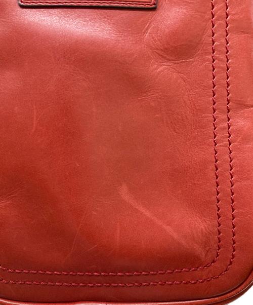 BALLY（バリー）BALLY (バリー) ボディーバッグ レッドの古着・服飾アイテム