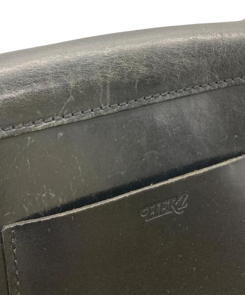 Herz（ヘルツ）Herz (ヘルツ) レザーショルダーバッグ ブラックの古着・服飾アイテム