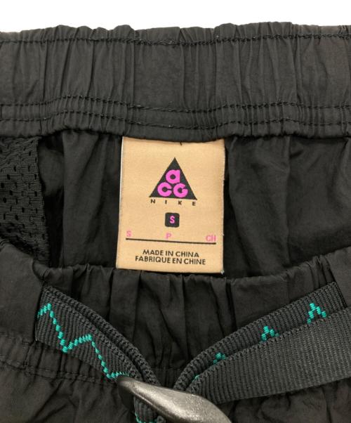 NIKE ACG（ナイキエーシージー）NIKE ACG (ナイキエージーシー) WOVEN SHORT ブラック サイズ:Sの古着・服飾アイテム