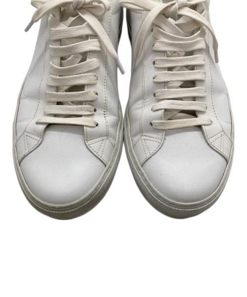 GIVENCHY（ジバンシィ）GIVENCHY (ジバンシィ) レザーローカットスニーカー ホワイト サイズ:41の古着・服飾アイテム