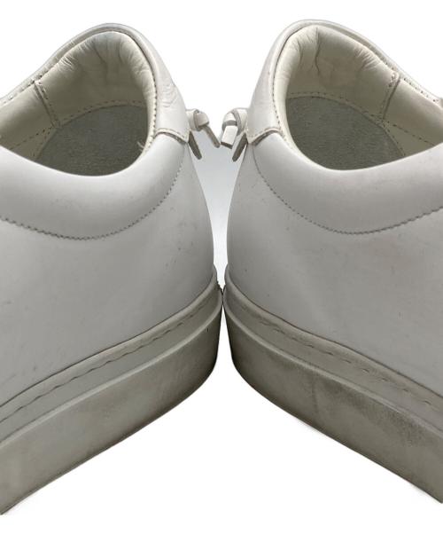 GIVENCHY（ジバンシィ）GIVENCHY (ジバンシィ) レザーローカットスニーカー ホワイト サイズ:41の古着・服飾アイテム