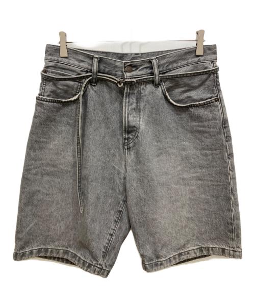 Acne studios（アクネ ストゥディオス）ACNE STUDIOS (アクネ ストゥディオス) Loose Fit Denim Short グレー サイズ:W28の古着・服飾アイテム