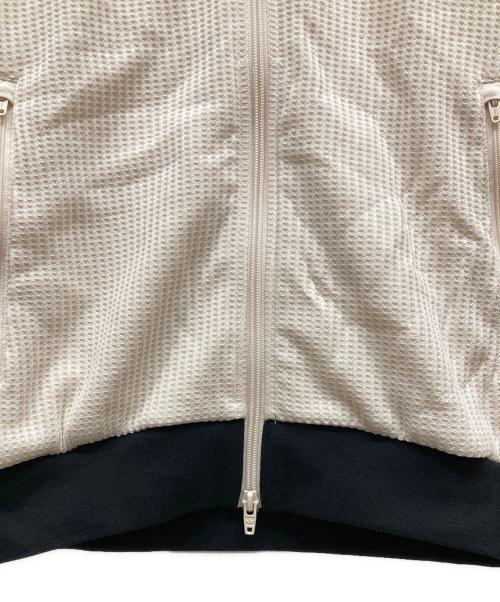 adidas（アディダス）adidas (アディダス) ワッフル クラシック トラックトップ ベージュ サイズ:Ⅿ 未使用品の古着・服飾アイテム