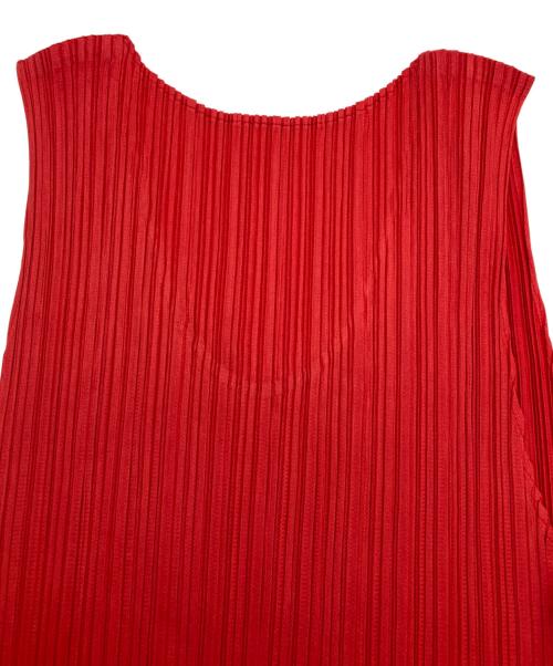 PLEATS PLEASE（プリーツプリーズ）PLEATS PLEASE (プリーツプリーズ) ノースリーブプリーツカットソー レッド サイズ:SIZE Freeの古着・服飾アイテム
