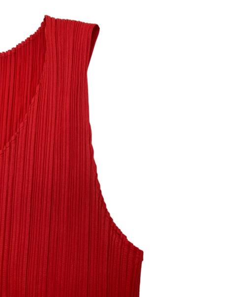PLEATS PLEASE（プリーツプリーズ）PLEATS PLEASE (プリーツプリーズ) ノースリーブプリーツカットソー レッド サイズ:SIZE Freeの古着・服飾アイテム