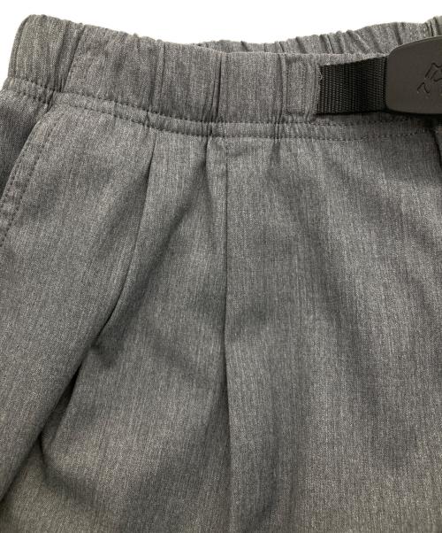 GRAMICCI（グラミチ）GRAMICCI (グラミチ) 4WAY STRETCH TRACK PANT グレー サイズ:Ⅿの古着・服飾アイテム