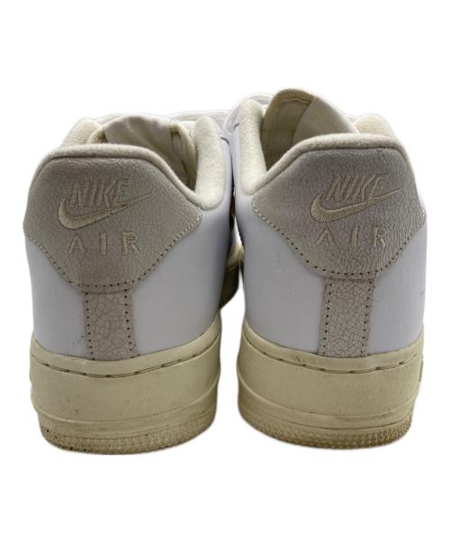 NIKE（ナイキ）NIKE (ナイキ) Air Force 1 07 LX ホワイト サイズ:27.5の古着・服飾アイテム